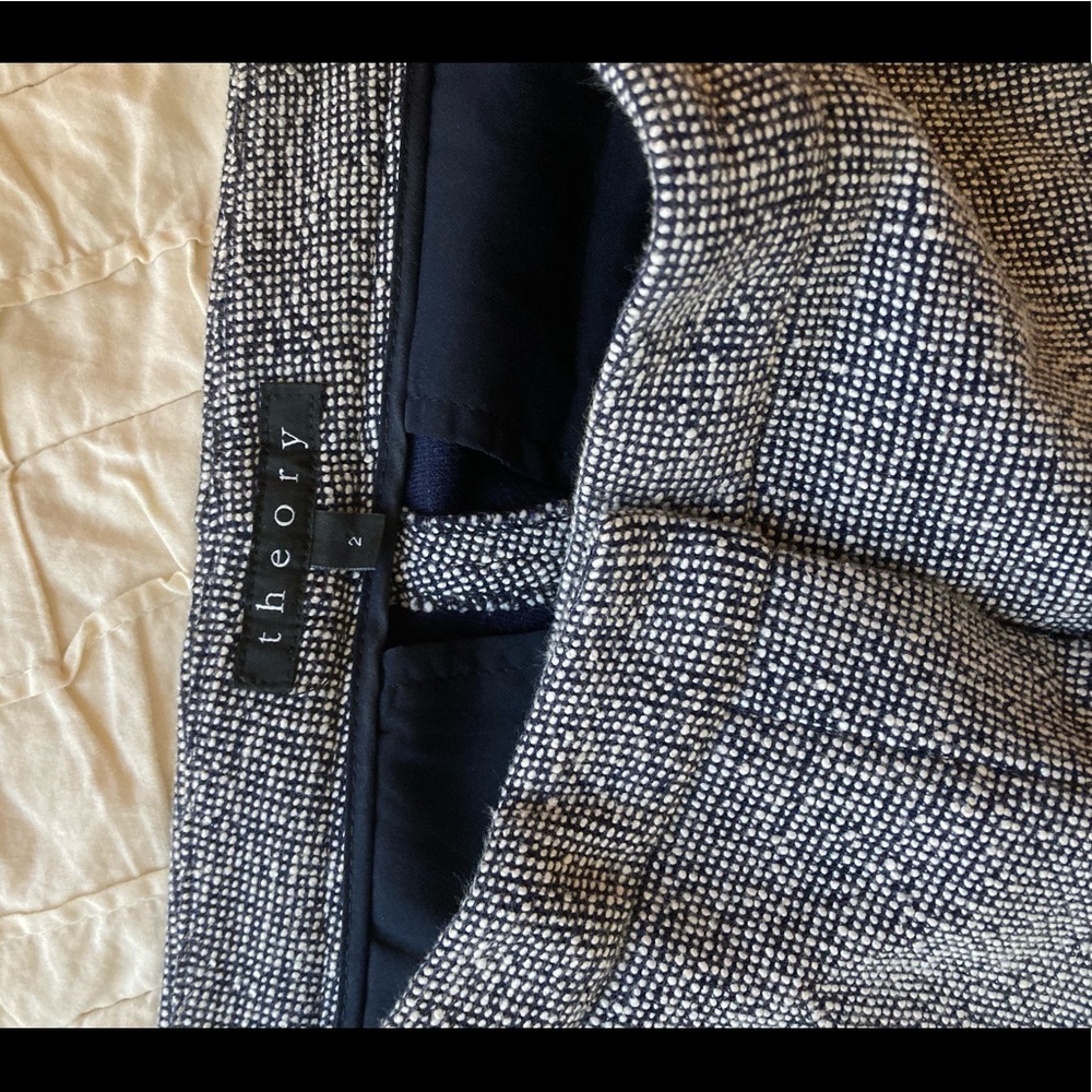 Theory capris pants